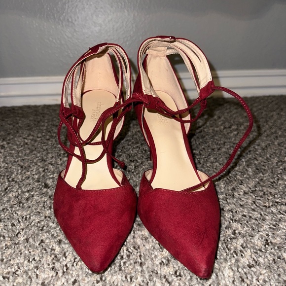 High heels - Picture 2 of 7